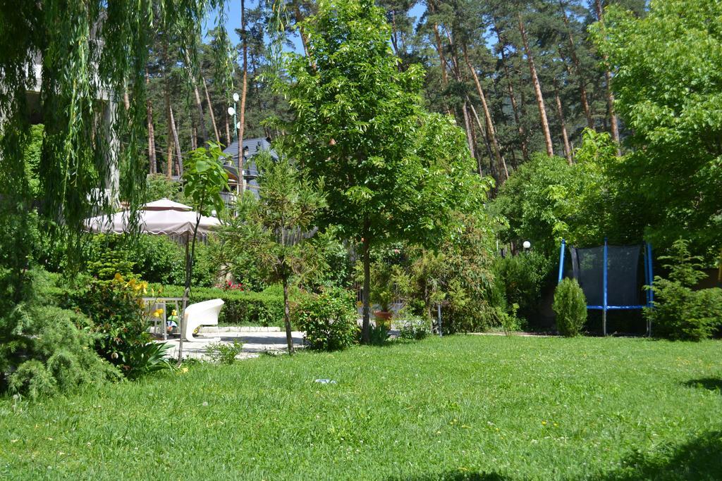 Motion Hotel Borjomi Esterno foto